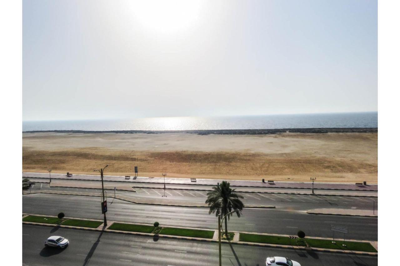Bareen Hotel Ajman Exteriör bild